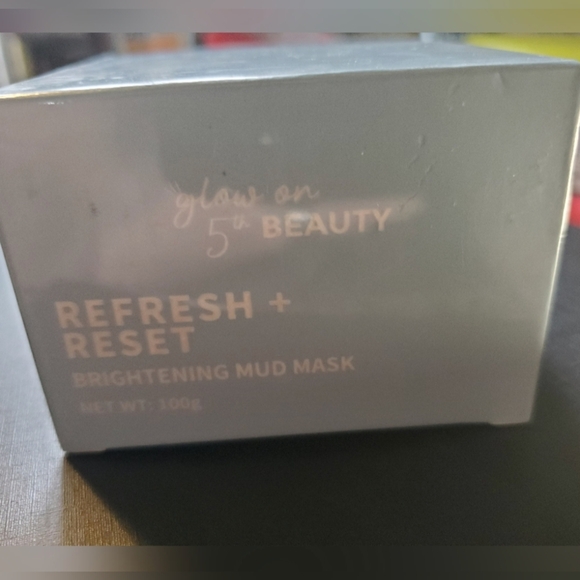 5/75$ GLOW-ON-5TH -REFRESH + RESET - Brightening Mud Mask - Picture 8 of 8